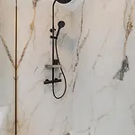 Chamber Luxury House *