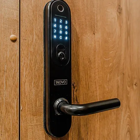 Chamber Luxury House *