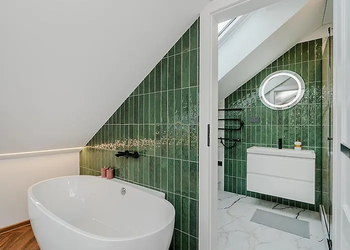 Chamber Luxury House